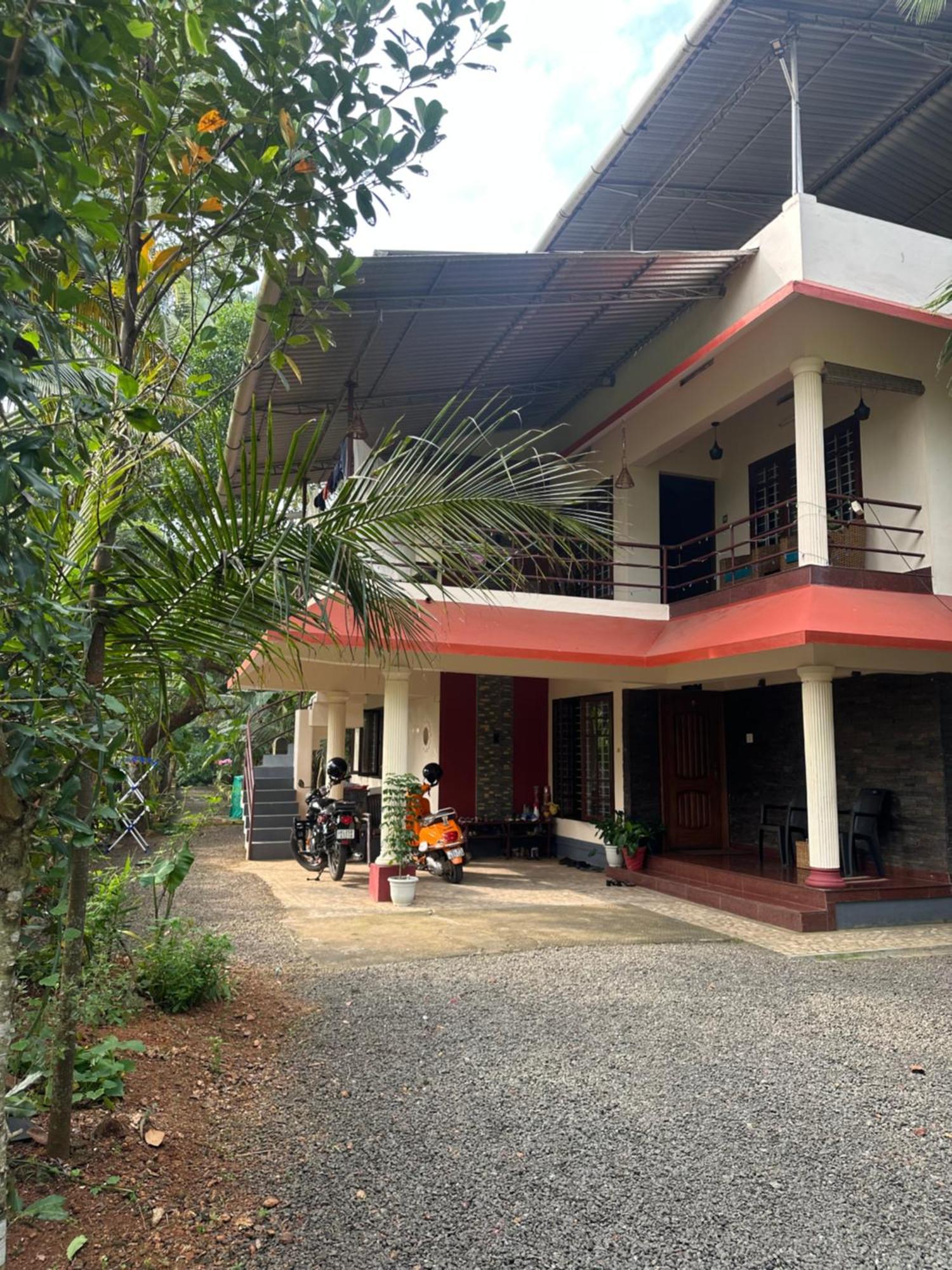 코타얌 Prabhalayam 아파트 외부 사진